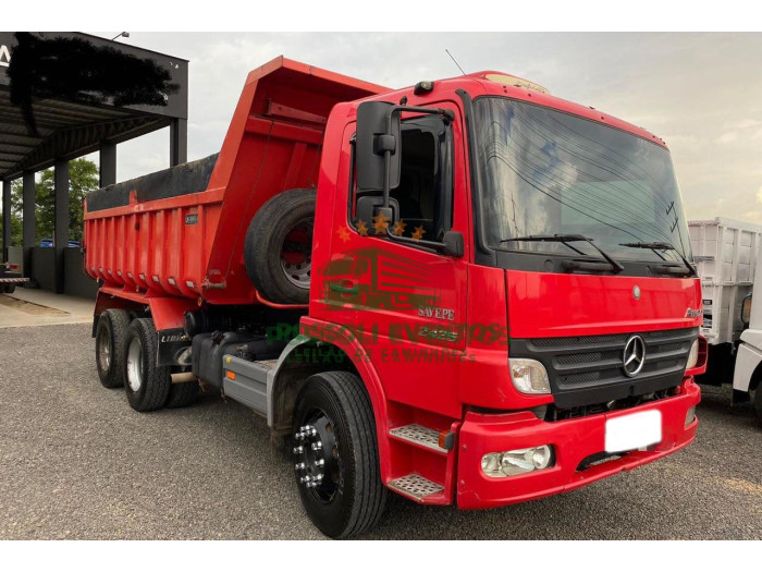 MERCEDES BENZ MB2425 2011